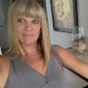 Meet your Posher, Robyn
